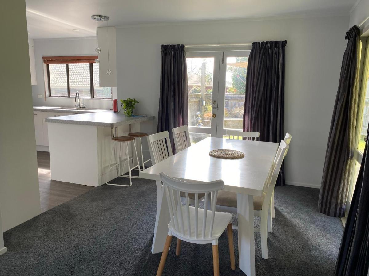 Motuoapa Bay Chalets Turangi Kültér fotó
