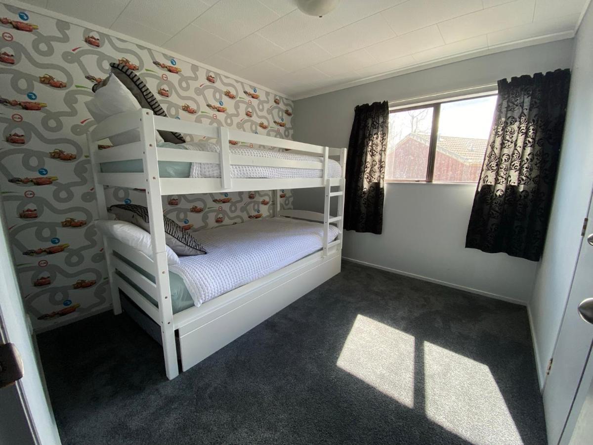 Motuoapa Bay Chalets Turangi Kültér fotó